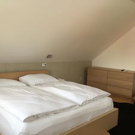 Apartment Pupa *